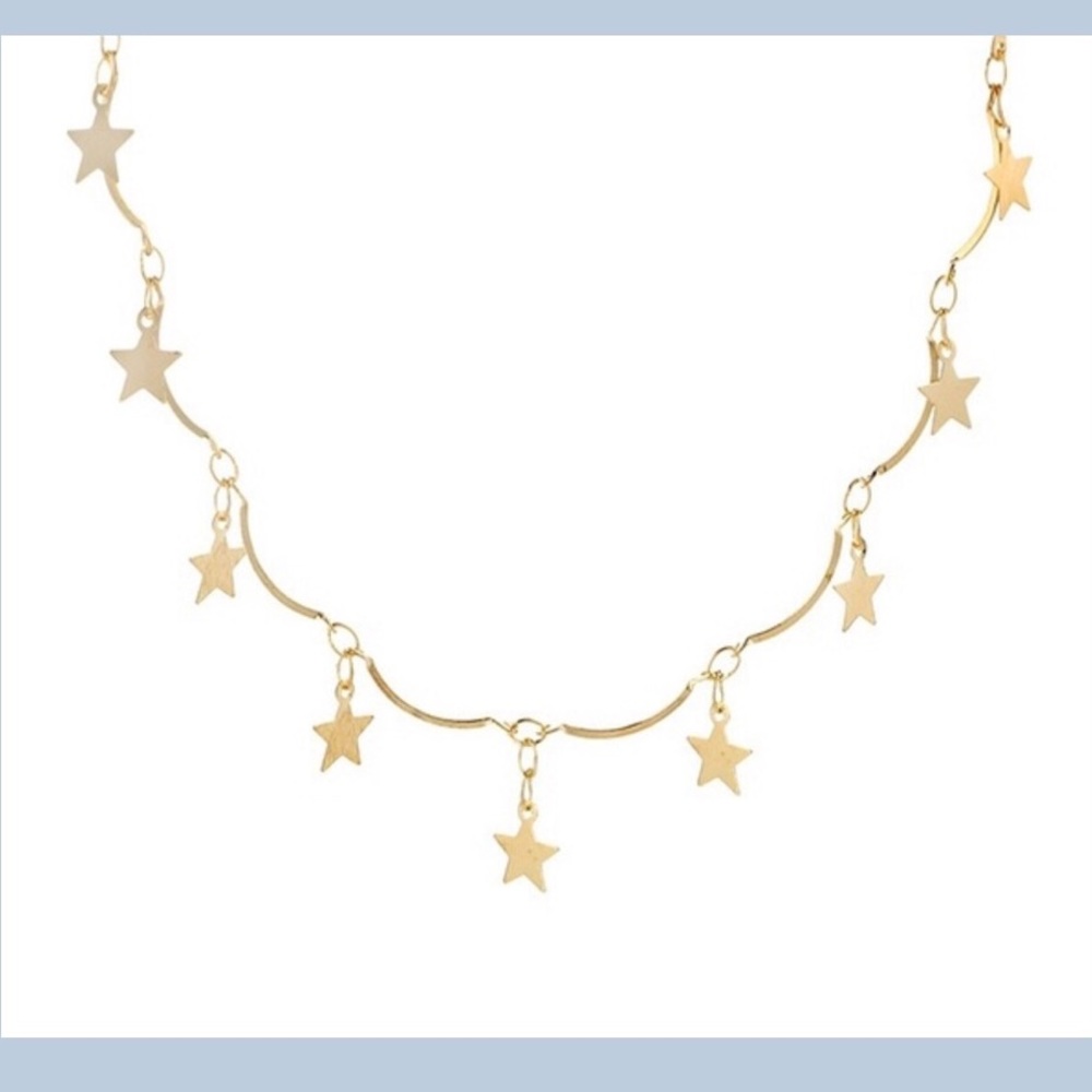 Necklace and earring set